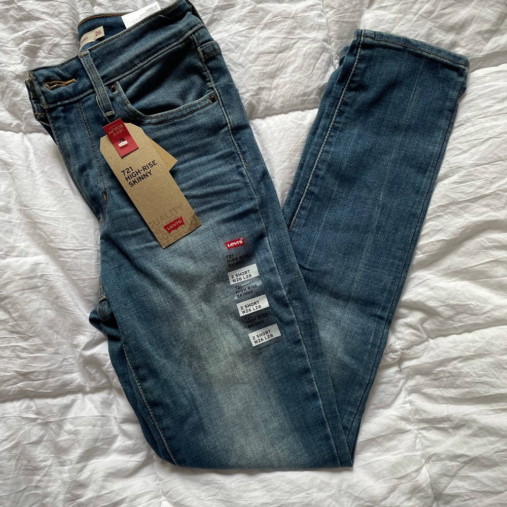 Levi’s 721 High Rise Skinny Jeans